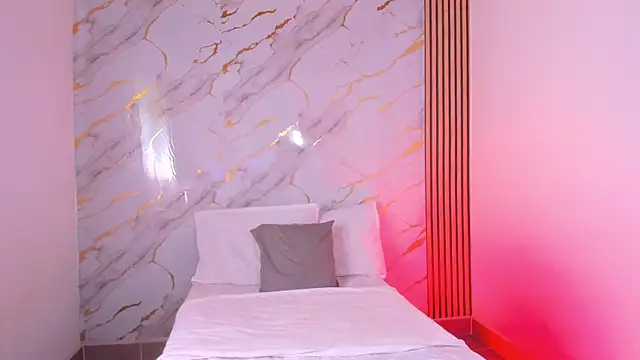 Snapshot of coralcarter1 chatting on 09-09-25, 02:05 coralcarter1 online show from 09-09-25, 02:05