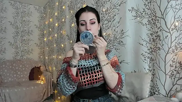 Mary0Lou online show from 12-04-24, 07:06