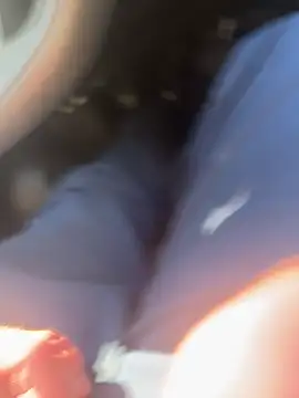 Snapshot of Firedad72FD chatting on 03-18-25, 05:10 Firedad72FD online show from 03-18-25, 05:10