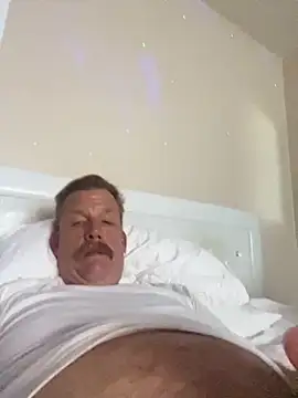 Snapshot of Firedad72FD chatting on 09-15-25, 08:03 Firedad72FD online show from 09-15-25, 08:03