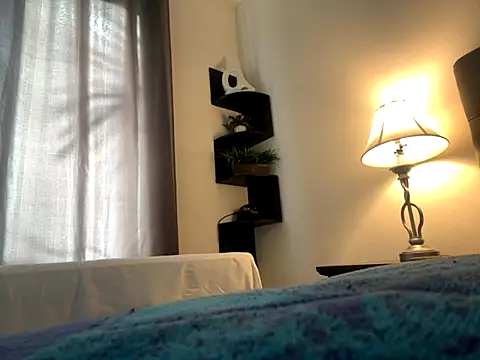 Snapshot of Firedad72FD chatting on 10-19-25, 05:46 Firedad72FD online show from 10-19-25, 05:46