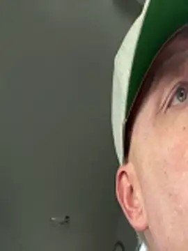 Snapshot of Firedad72FD chatting on 11-01-25, 02:41 Firedad72FD online show from 11-01-25, 02:41