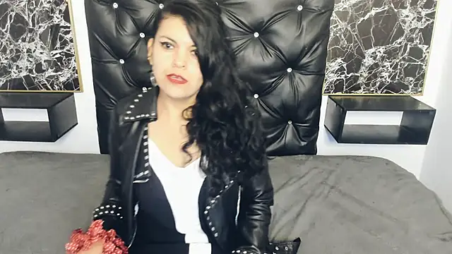 scarlett w0lf online show from 01-29-25, 04:30