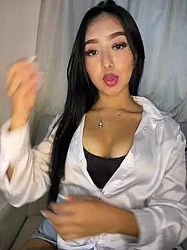 SOPHIACANDY19  online show from 02-10-25, 01:46