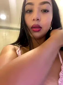 SOPHIACANDY19  online show from 11-05-25, 11:16