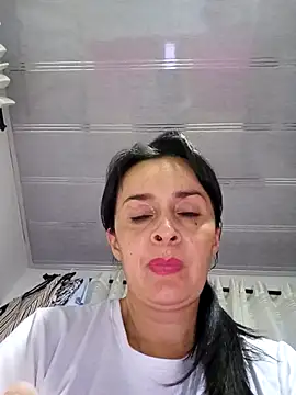 Samantha Sullivan  online show from 02-23-25, 05:56