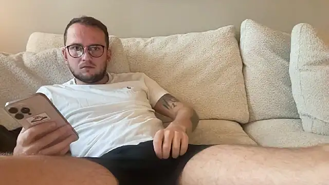 thehornyguy97 online show from 10-04-25, 08:23