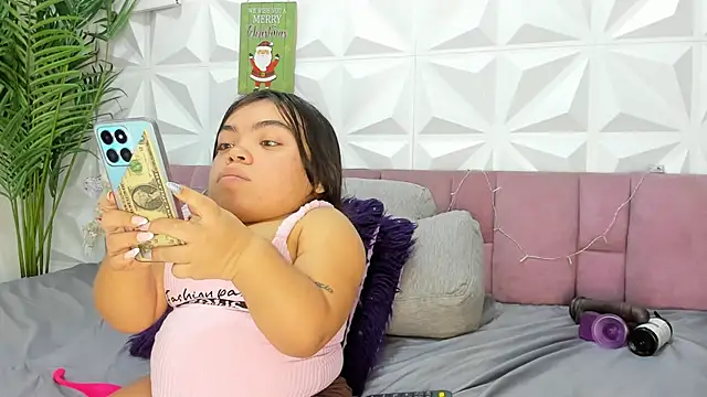 Michelle Brooks online show from 12-28-24, 02:21