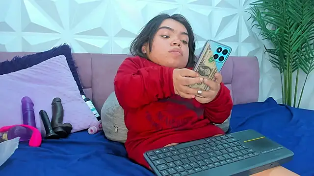 Michelle Brooks online show from 01-10-25, 11:29