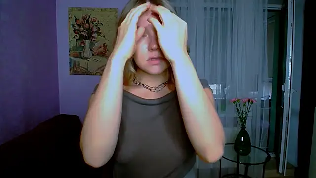 Snapshot of TaylorBre chatting on 09-16-25, 05:41 TaylorBre online show from 09-16-25, 05:41