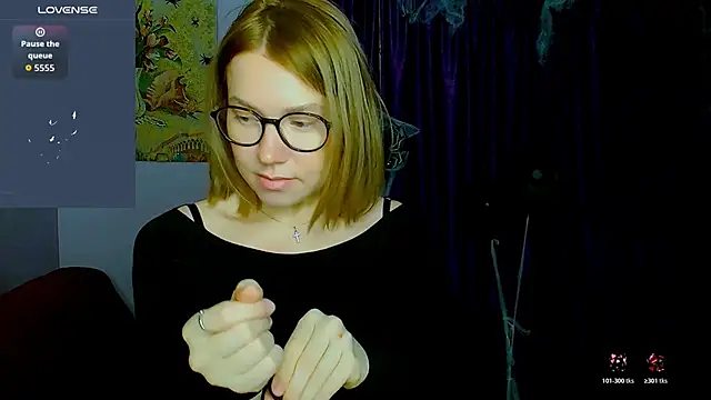 Snapshot of TaylorBre chatting on 11-09-25, 06:44 TaylorBre online show from 11-09-25, 06:44