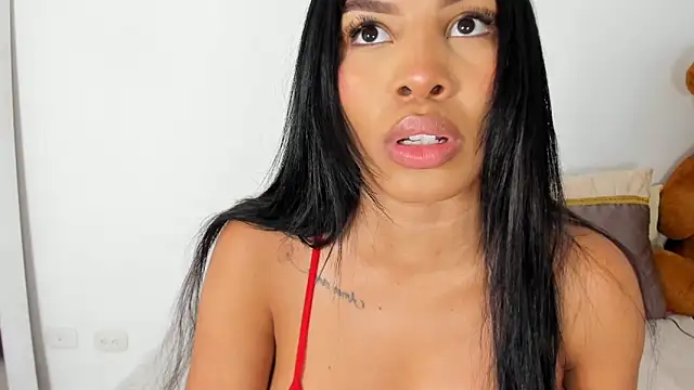 Snapshot of NickyBrown_ chatting on 10-20-25, 05:13 NickyBrown  online show from 10-20-25, 05:13