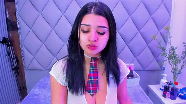 venusowen  online show from 10-16-25, 12:50