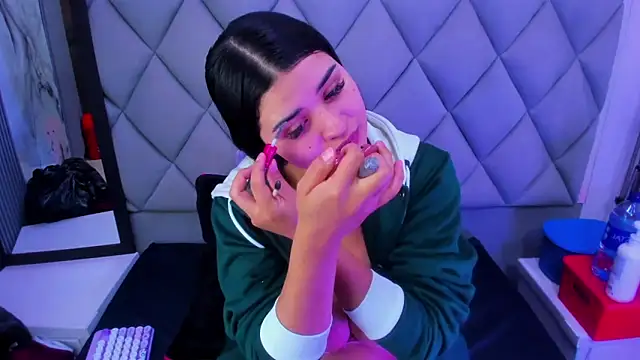 venusowen  online show from 02-11-26, 01:49