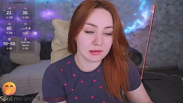 Snapshot of LovelyBell chatting on 02-18-25, 06:48 LovelyBell online show from 02-18-25, 06:48