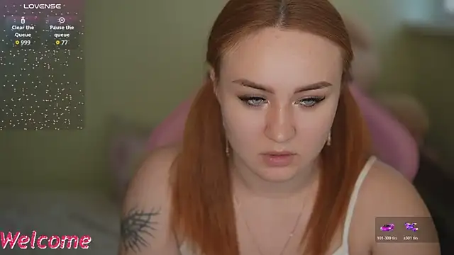 Snapshot of LovelyBell chatting on 11-12-25, 09:10 LovelyBell online show from 11-12-25, 09:10