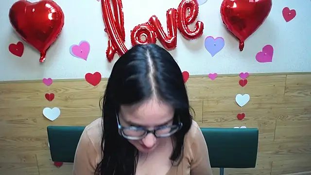 TayaBoret online show from 01-25-25, 12:48