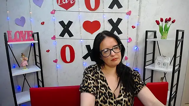 TayaBoret online show from 03-06-25, 09:20