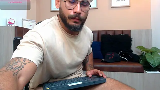 hanz col online show from 03-08-25, 11:37