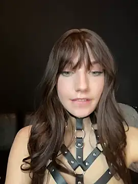 Snapshot of Sofia_Poly chatting on 02-27-25, 07:37 Sofia Poly online show from 02-27-25, 07:37