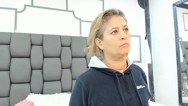 Jade squirtt online show from 10-01-25, 11:38