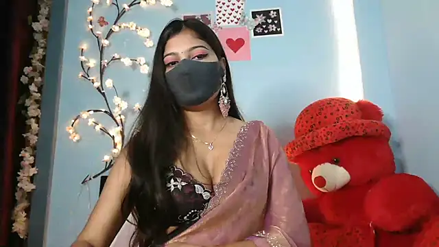 Reena Singh53 online show from 10-15-25, 11:32