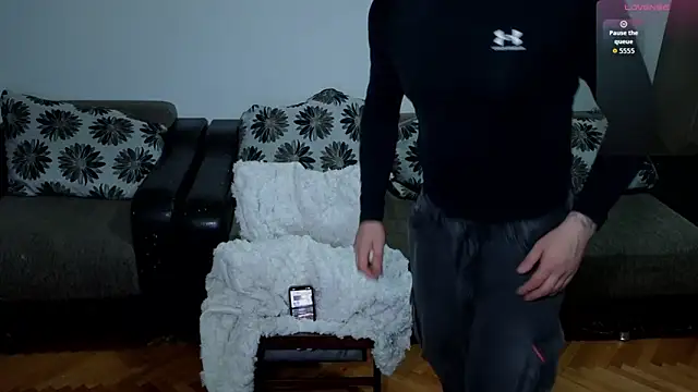 JohnnyStepBro online show from 04-10-26, 08:13