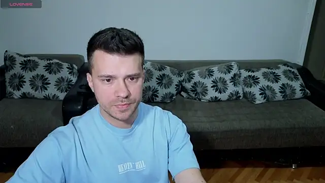 JohnnyStepBro online show from 04-18-26, 07:07