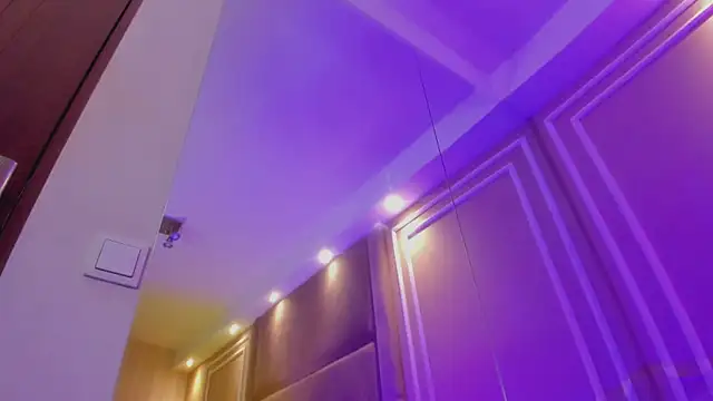 Snapshot of MadilynFox chatting on 02-15-25, 10:31 MadilynFox online show from 02-15-25, 10:31