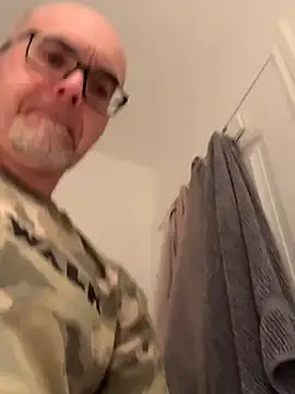 Snapshot of MaxVain chatting on 02-02-25, 03:43 MaxVain online show from 02-02-25, 03:43