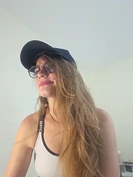 Hanny 24 online show from 01-15-25, 09:24