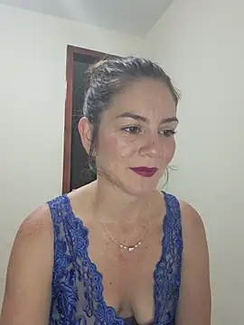 Hanny 24 online show from 10-21-25, 08:48