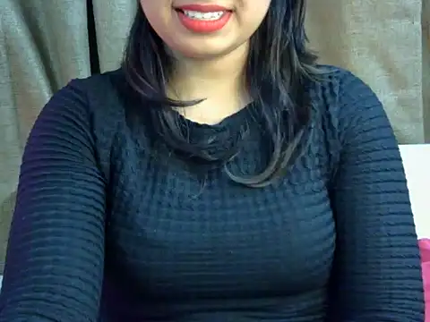 Cutesamiksha online show from 12-23-24, 08:47