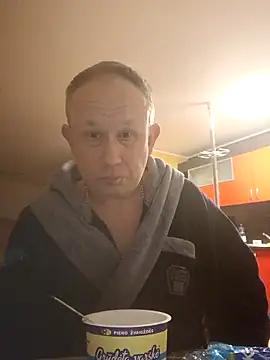 X46x online show from 10-14-25, 04:02