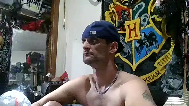 Snapshot of slinginbigD chatting on 01-05-26, 09:07 slinginbigD online show from 01-05-26, 09:07