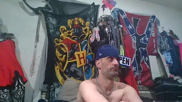 Snapshot of slinginbigD chatting on 01-18-26, 09:35 slinginbigD online show from 01-18-26, 09:35