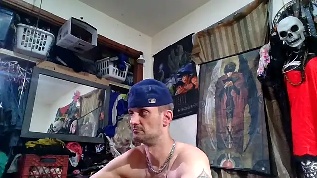 Snapshot of slinginbigD chatting on 02-02-26, 08:35 slinginbigD online show from 02-02-26, 08:35