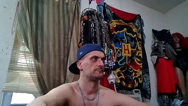 Snapshot of slinginbigD chatting on 02-23-26, 08:39 slinginbigD online show from 02-23-26, 08:39