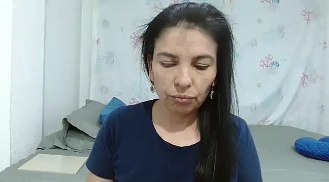 anybellucci43 online show from 03-17-25, 03:25