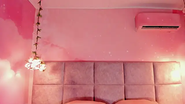 anastasia jhons online show from 11-20-25, 03:18