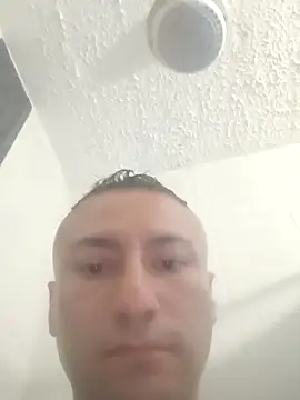 tesla37893 online show from 11-20-25, 10:42