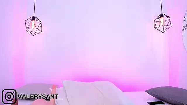 valerysantos  online show from 03-11-25, 11:01