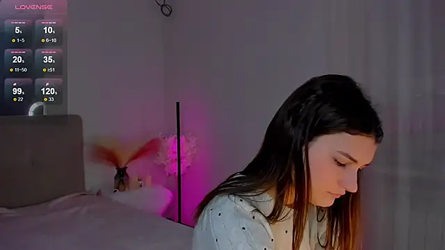 Laura Leee online show from 01-31-25, 09:27