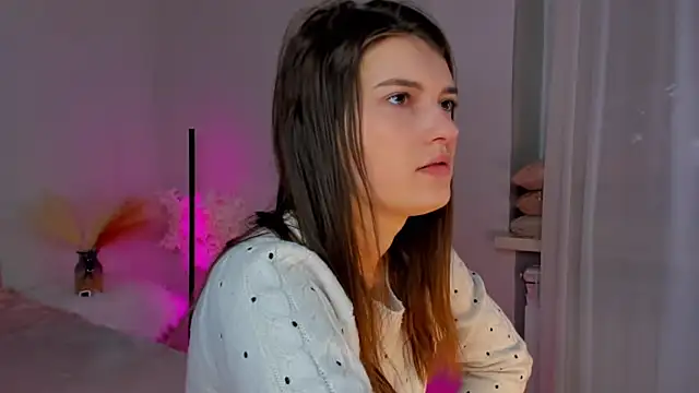 Laura Leee online show from 03-02-25, 06:16