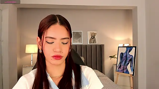 Madie  collins online show from 12-27-24, 12:01