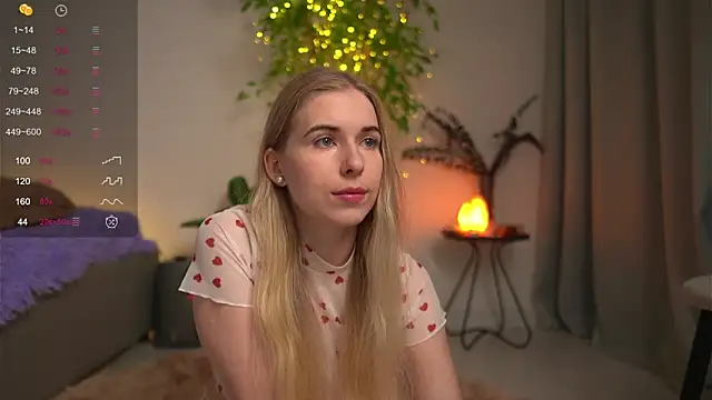 Snapshot of lorrie_love_story chatting on 12-10-24, 02:17 lorrie love story online show from 12-10-24, 02:17