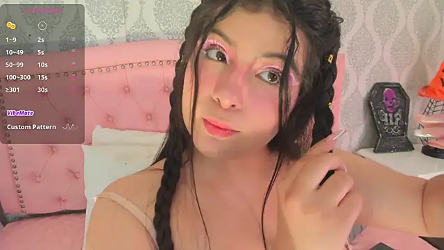 martina rivera  online show from 10-31-25, 12:28