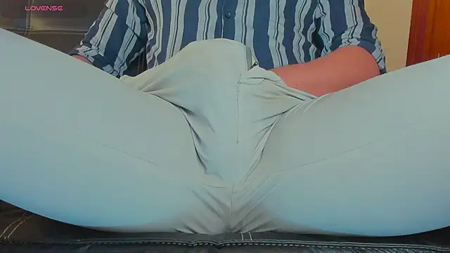 MrLonely02 online show from 12-14-24, 09:45