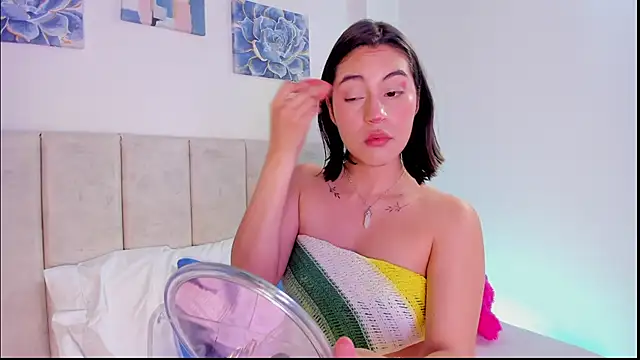 Snapshot of Nani_rosse chatting on 12-09-24, 07:07 Nani rosse online show from 12-09-24, 07:07