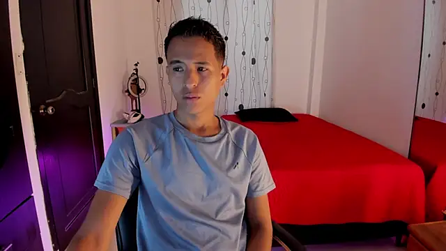 Snapshot of alessandro_wizard chatting on 02-18-25, 03:32 alessandro wizard online show from 02-18-25, 03:32